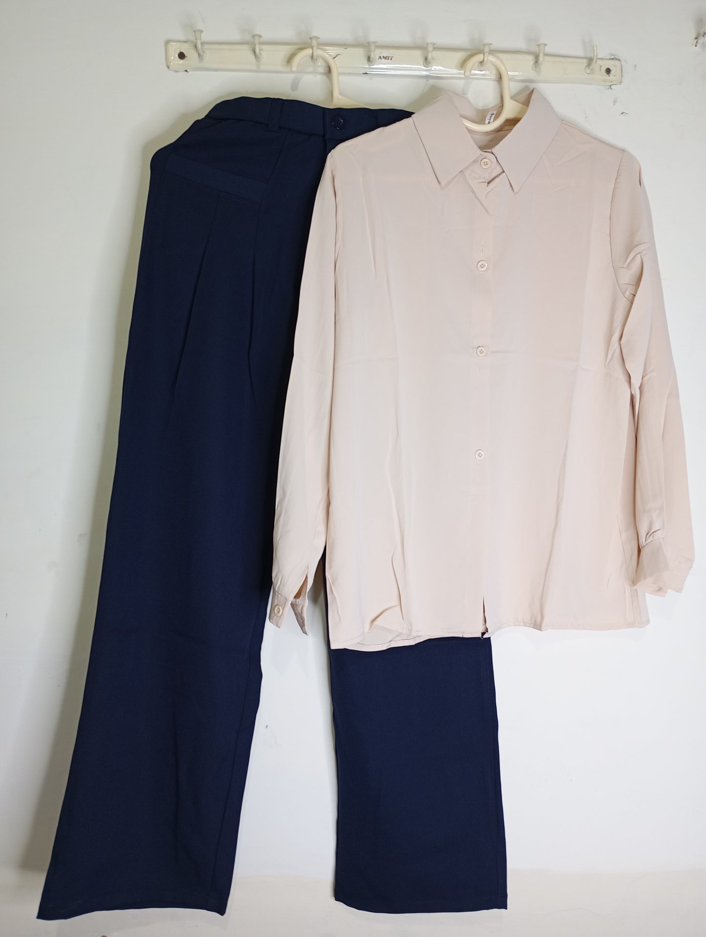 BIEGE SHIRT WITH NAVY BLUE PANT