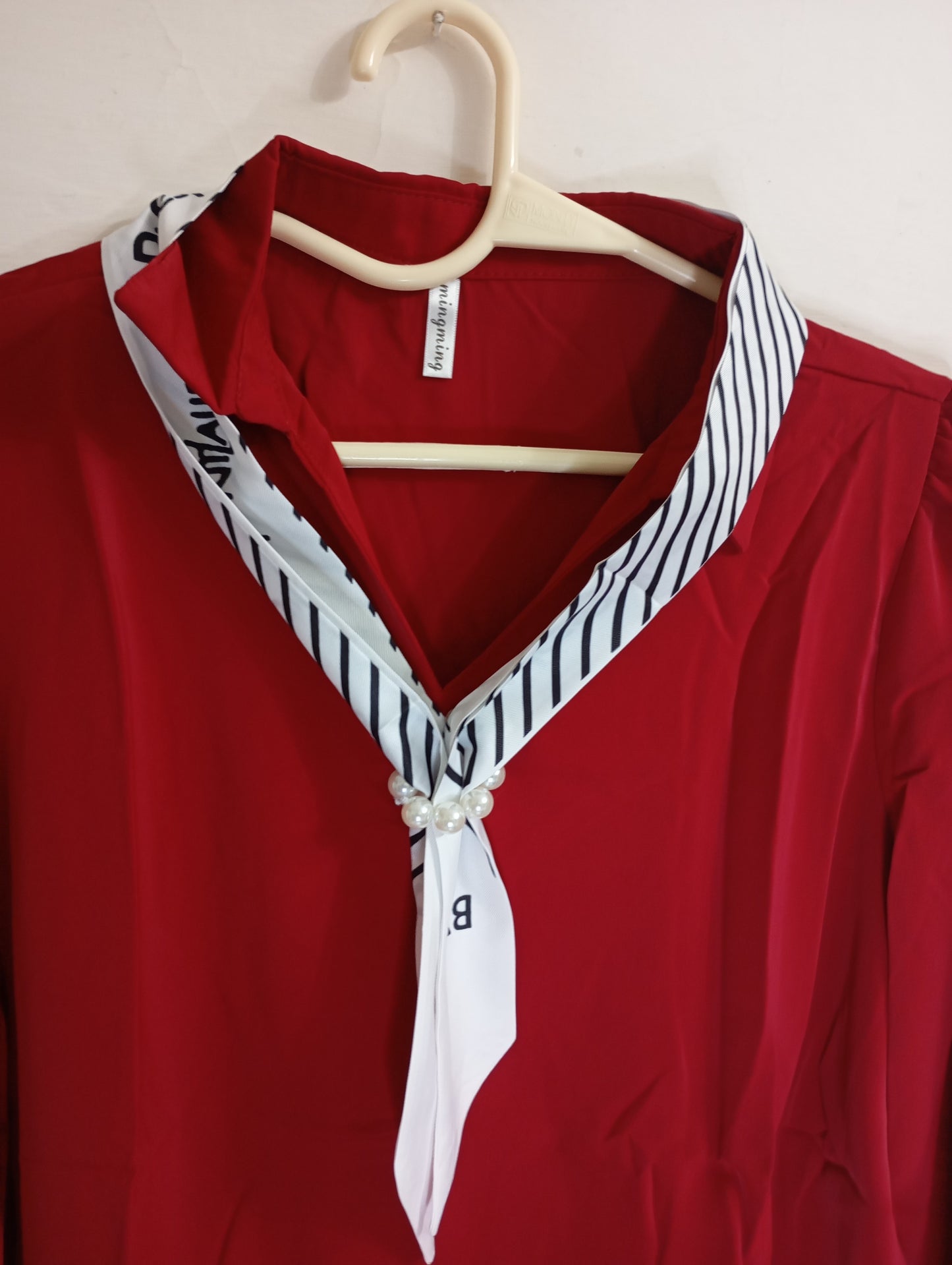 RIBBON TOP CHERRY RED WITH PEARL