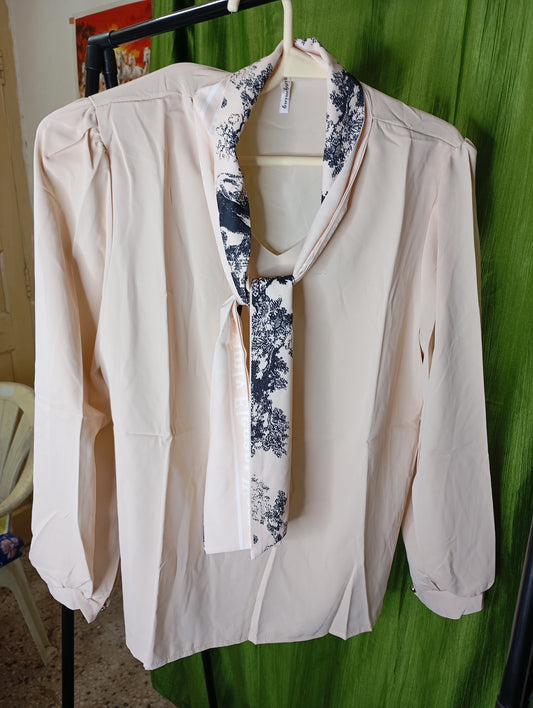 BIEGE TOP  WITH PRINTED SCARF NECK