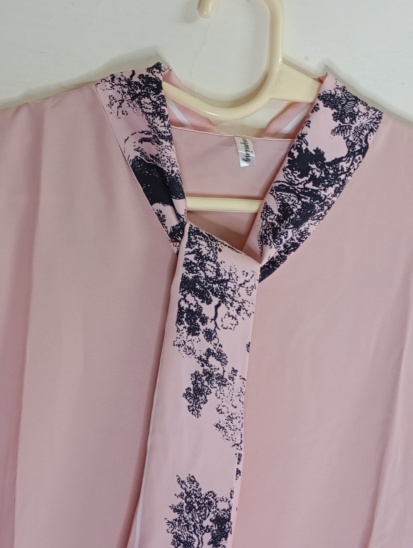 PINK  TOP WITH PRINTED SCARF NECK