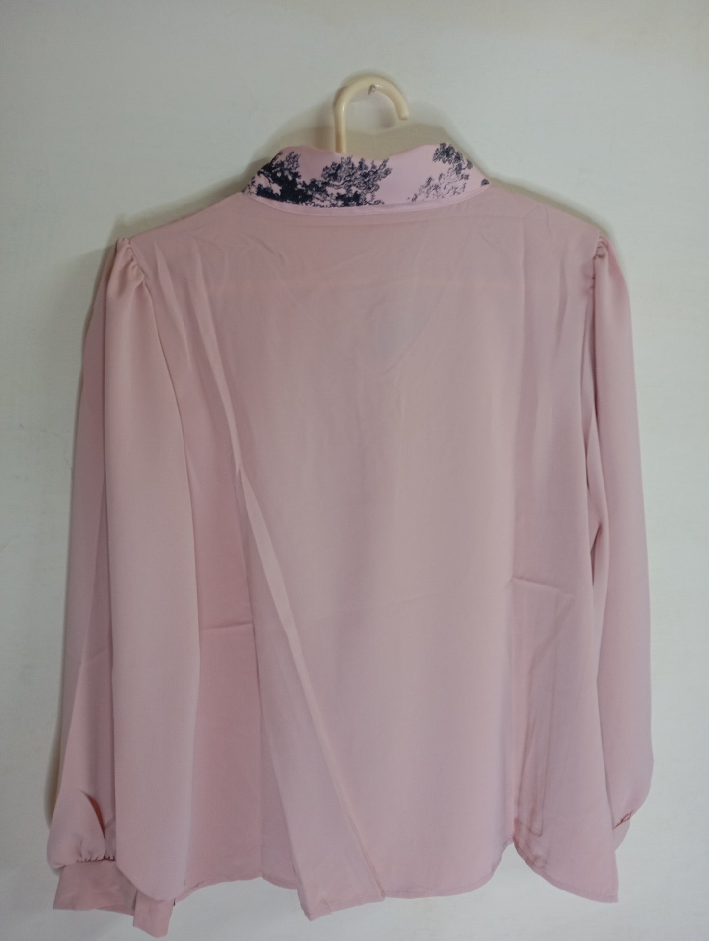 PINK  TOP WITH PRINTED SCARF NECK
