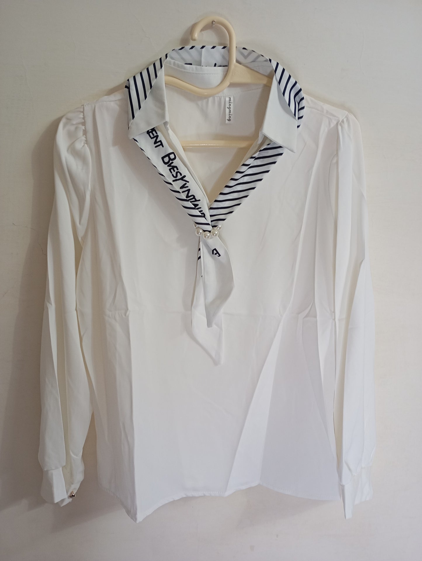 RIBBON WHITE TOP WITH PEARL
